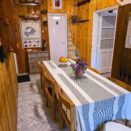 Garan Vendeghaz Jósvafő